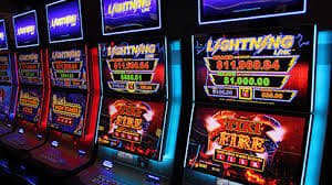 ရေနက်ငါးပစ်ဂိမ်း Jackpot ဆုကြီး